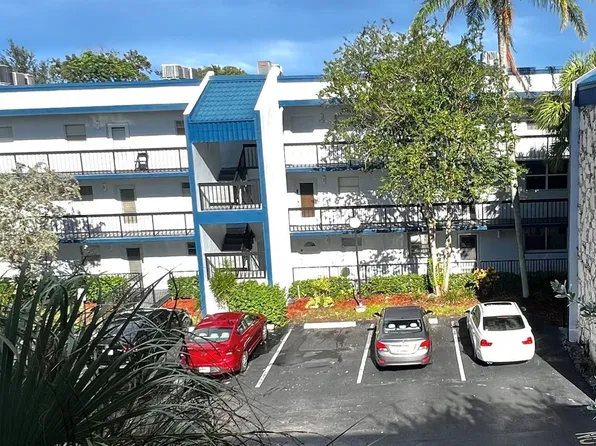 3080 Holiday Springs Boulevard #301, Margate, FL 33063