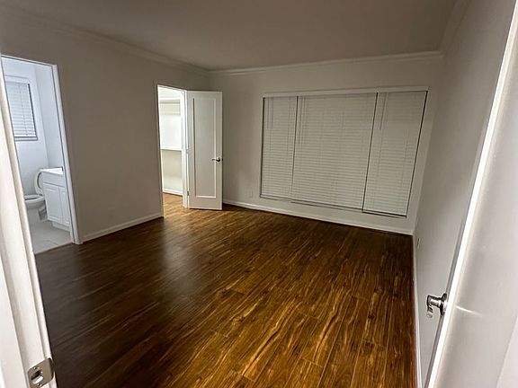 3rd image of 11733 Kiowa Ave APT 5