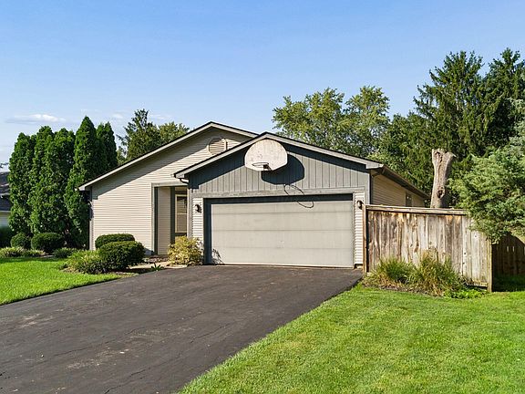 3rd image of 540 Forestwood Dr