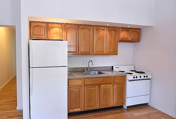 2nd image of 35 Morningside Ave #44