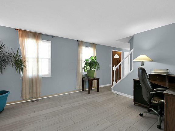 5th image of 8181 Priestley Dr