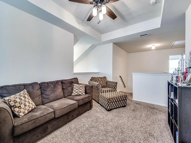 1204 Barn Owl Dr — Photo 17