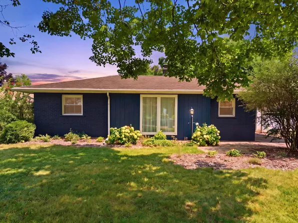 1181 Kay Pkwy, Ann Arbor, MI 48103