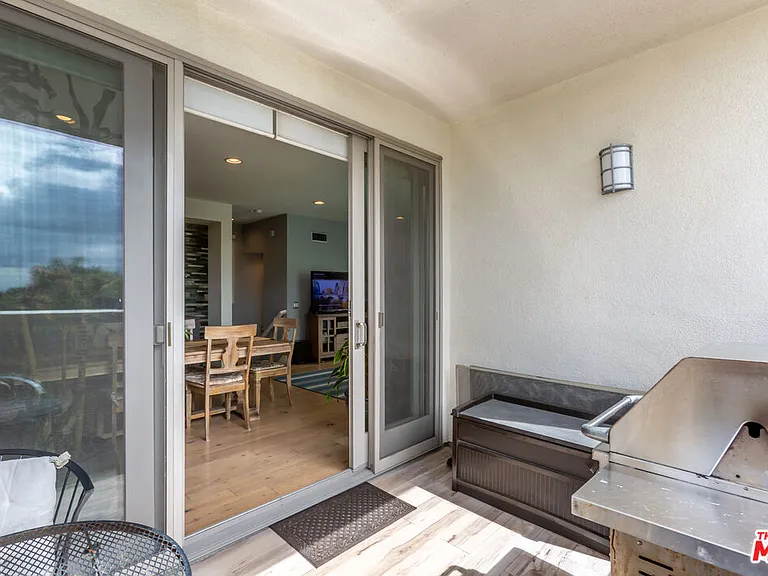 5547 Palm Dr — Photo 14