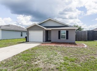 2402 Quiet Oaks Dr, Panama City, FL 32405