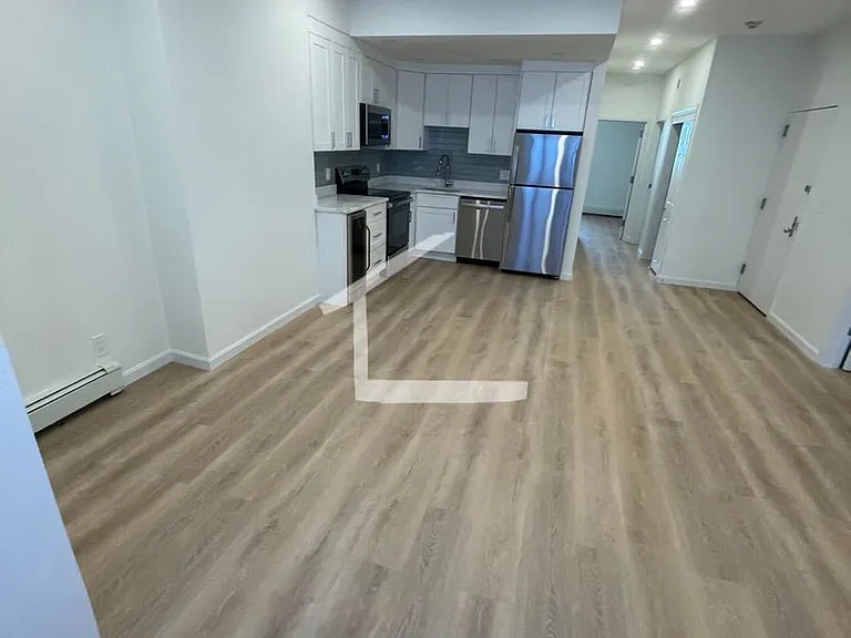 517 Massachusetts Ave #3B — Photo 2