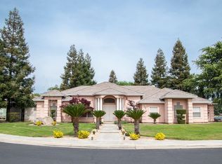 5216 W Bordeaux Ct, Visalia, CA 93291