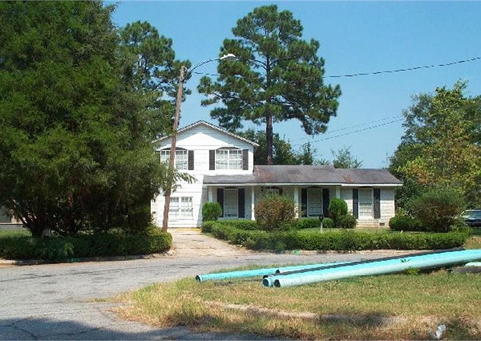 1st image of 10 Lavista Cir