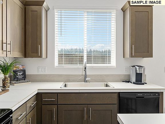 3rd image of 4323 NE 183rd St #119