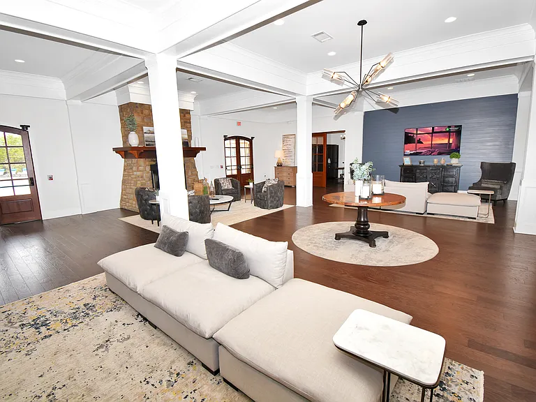RIVERSTONE APARTMENTS — Photo 6