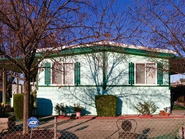 25929 W Winds Dr, Sun City, CA 92585