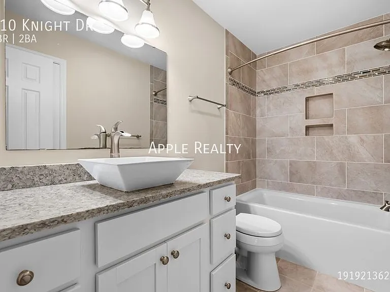 810 Knight Dr — Photo 17