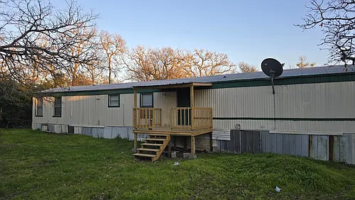 8315 Burleson Manor Rd Photo 1