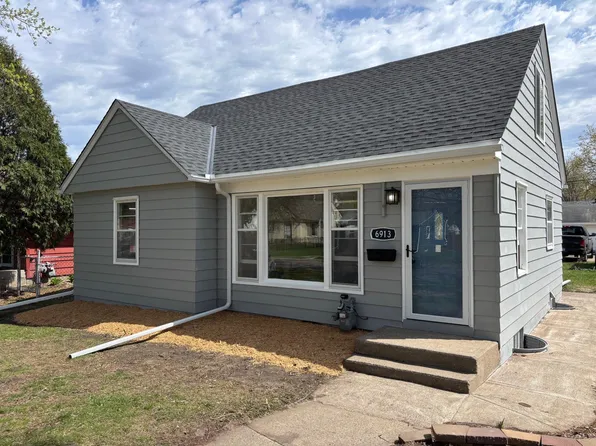 6913 Russell Ave S, Richfield, MN 55423