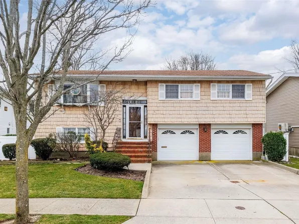 51 Florence Avenue, Freeport, NY 11520