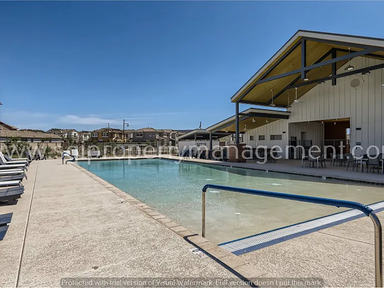 AZH_WarnerMeadow_Pic_Amenity_Pool_2of2_05152024