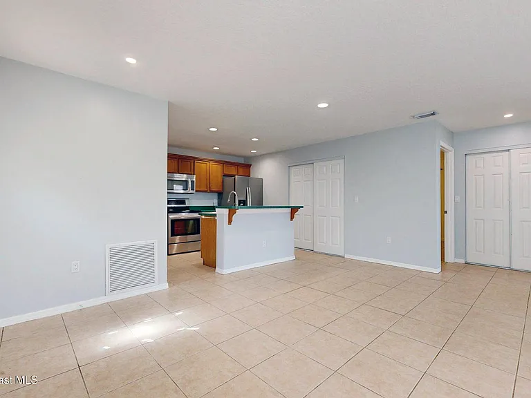 234 Johnson Ave — Photo 9
