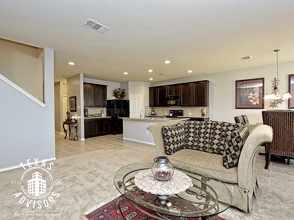 2nd image of 402 W Vega Ln