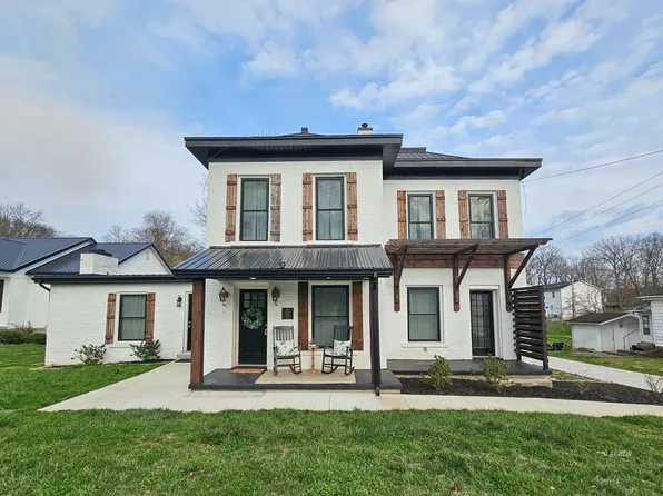 181-183 E College St, Rio Grande, OH 45674