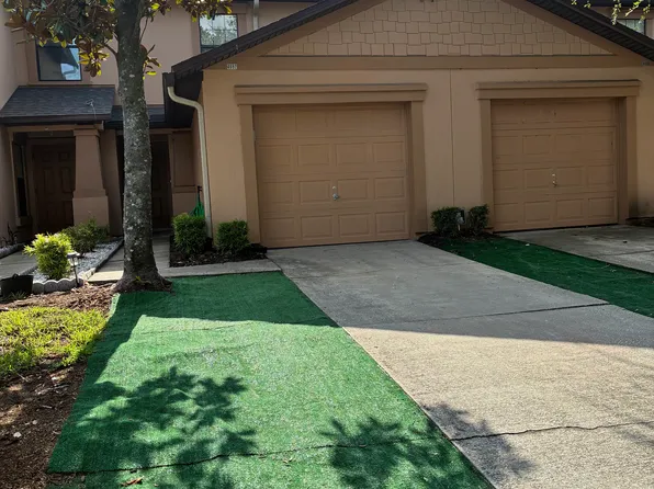 4692 Playschool Dr, Jacksonville, FL 32210