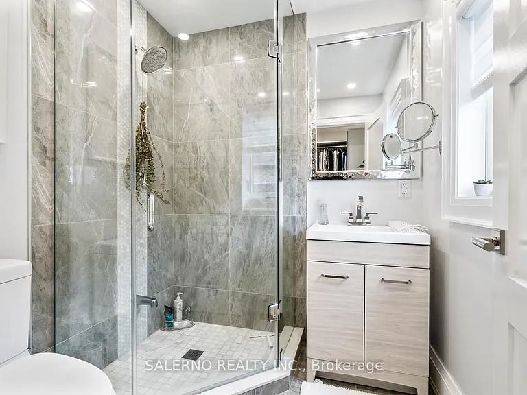 552 Vaughan Mills Rd — Photo 30