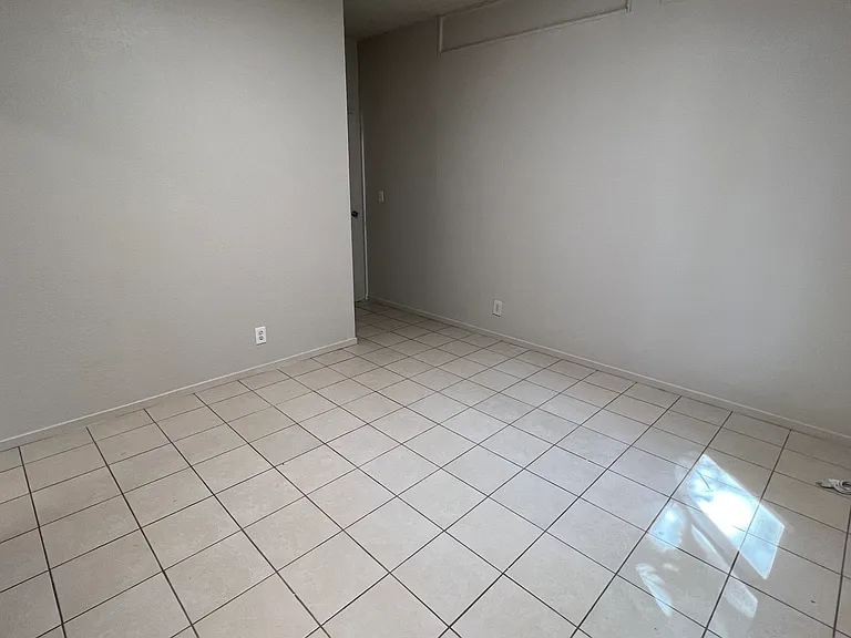 440 Cold Springs Rd #A — Photo 11