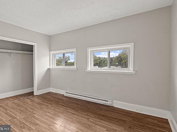 3rd image of 7016 Woodland Ave