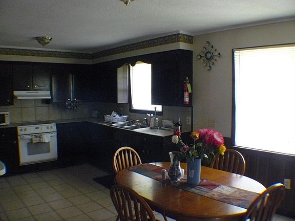 4th image of 10 Brantley Dr