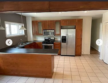 1st image of 907 West St #2