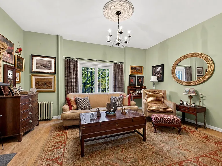 1009 Garden St — Photo 14