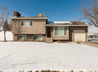 10068 S Flint Dr, Sandy, UT 84094