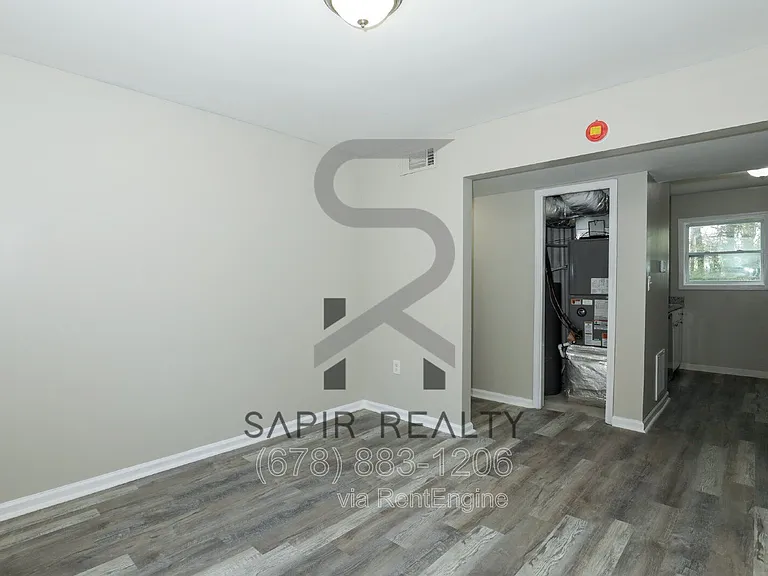 166 Anderson Ave NW #B18 — Photo 4