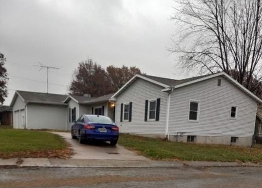 105 S West St, Concordia, MO 64020 Zillow