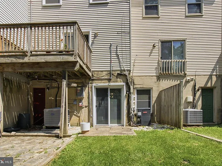3833 Lansdale Ct #82 — Photo 26