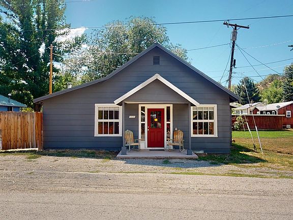 2nd image of 1215 2nd St