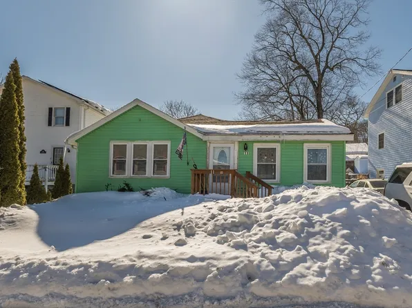 11 Fuller Rd, Billerica, MA 01821
