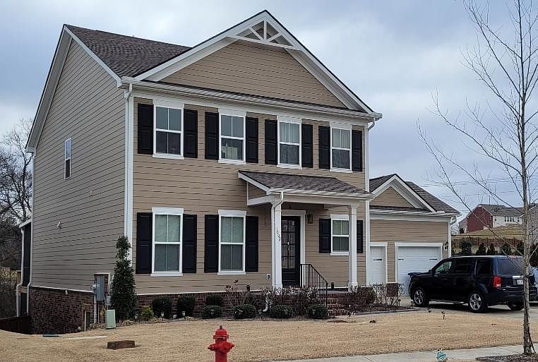 1st image of 1002 Amelia Park Dr