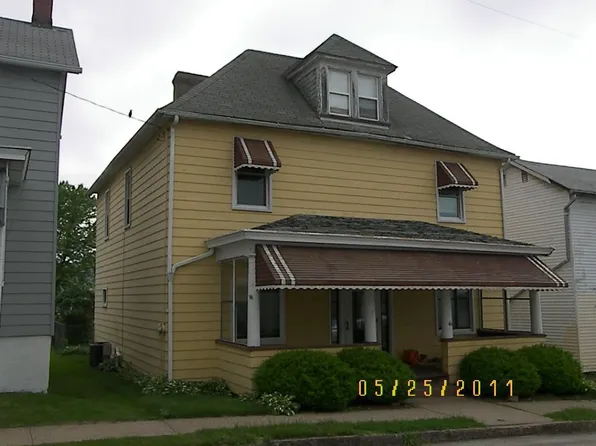 46 4th Ave, Scottdale, PA 15683