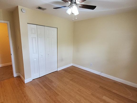 3rd image of 624 Forest Hills Dr