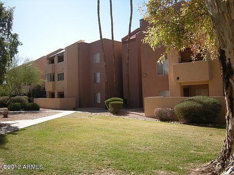 2nd image of 540 N May St APT 2097