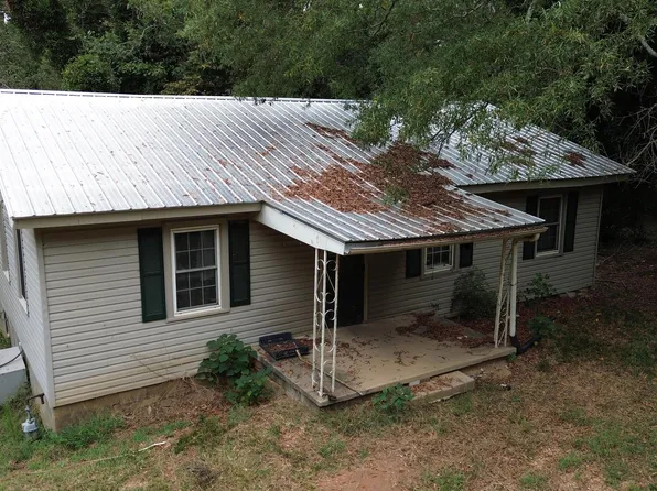 3356 Grady School Rd, Lavonia, GA 30553