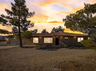 13928 Valle Vista Rd, Phelan, CA 92371