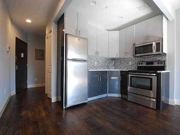 2nd image of 2309 Astoria Blvd APT 2F