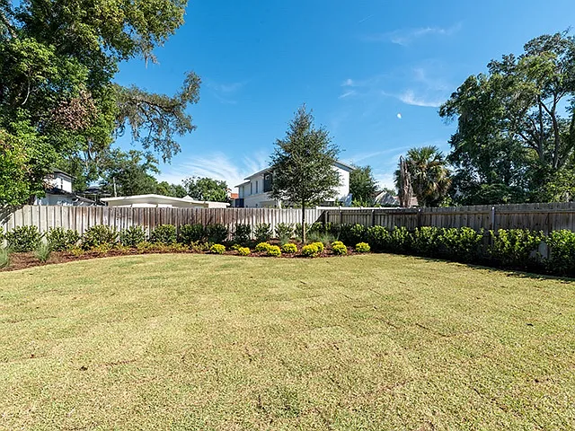 1451 Oneco Ave — Photo 4