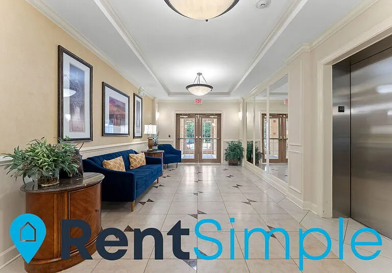 15221 Royal Crest Dr #201 — Photo 5