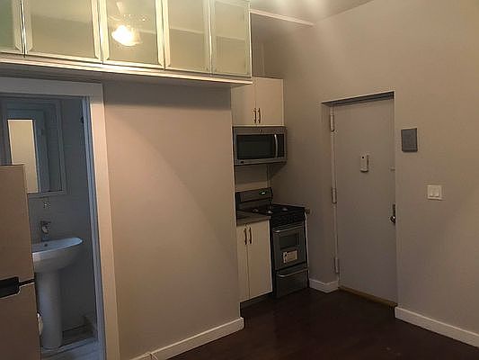 2nd image of 1270 Ocean Ave #2G