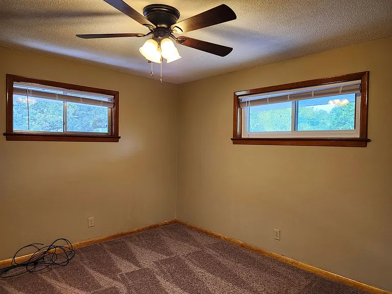1219 John Ross Rd — Photo 10