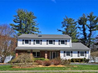 3 Croyden Ln, New City, NY 10956