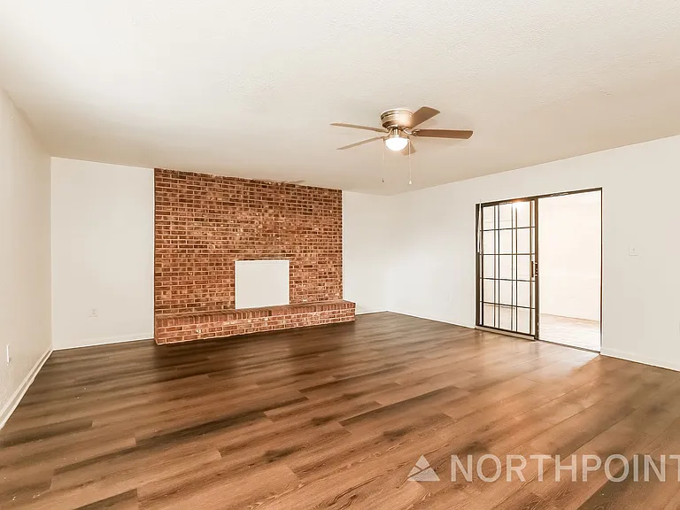 6139 Deepwood Dr E — Photo 7
