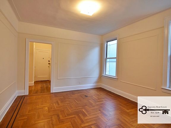 2nd image of 33-36 29th St #3R